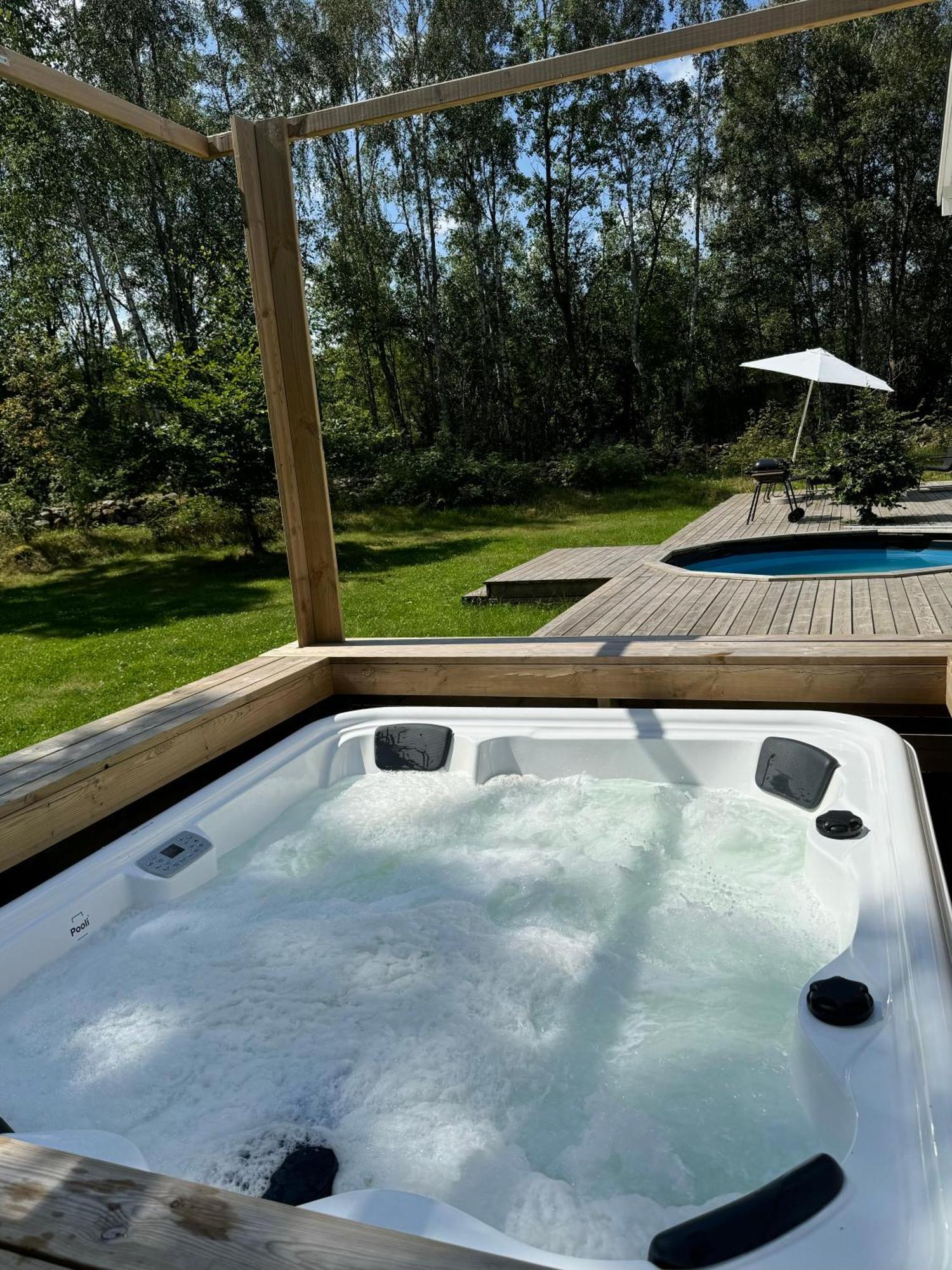 Cabin In The Forest With Spa Bath Västra Torup Zewnętrze zdjęcie